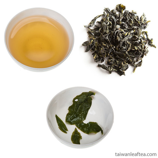 Bao Zhong Oolong Tea / Pouchong (包種茶) from Pinglin District Bao Zhong Oolong Tea / Pouchong (包種茶) from Pinglin District